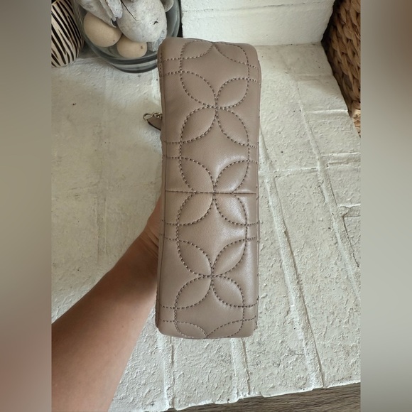 Michael Kors 30H8TSLL1T Small Sloan Leather Quilted Chain Link Shoulder Bag - Picture 5 of 14